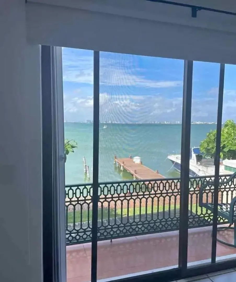 Cancun Isla Dorada Holiday home